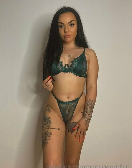 nancywood2 pornstar adult pics