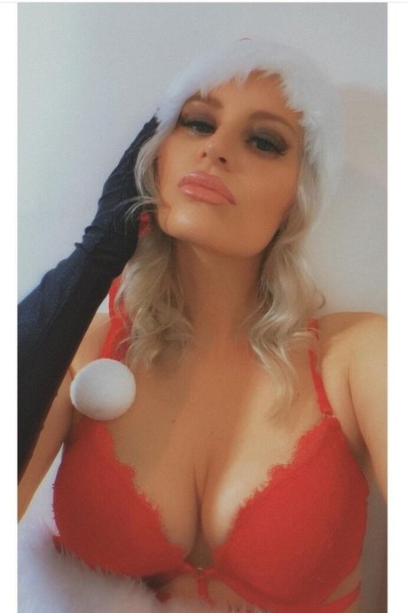 bunny fitch_ art model pics