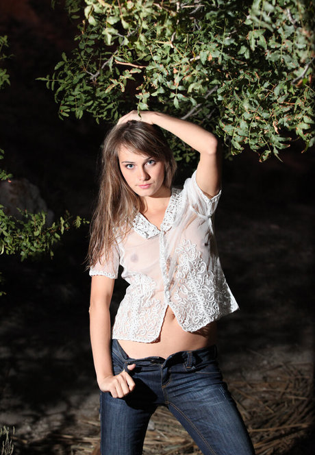 Julia I pornographic star pic