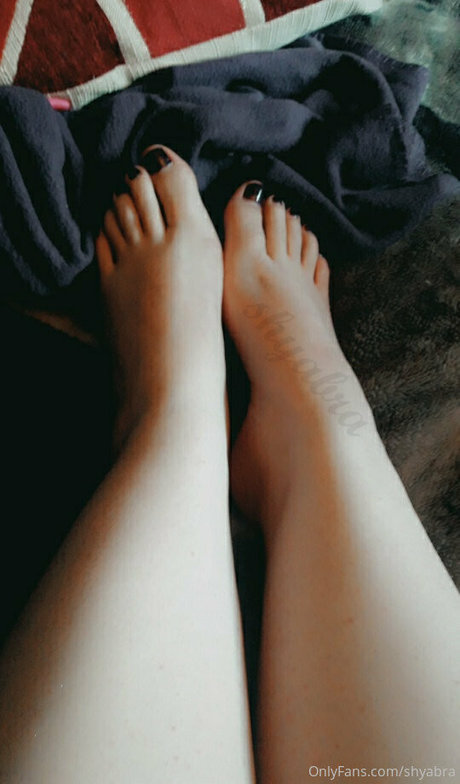 shyabra art actress pics