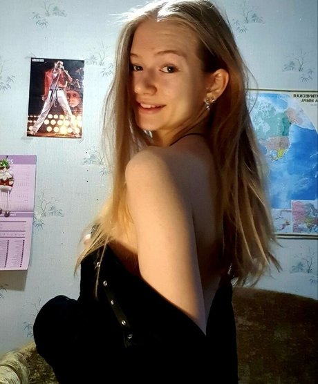 Isobel s Adventures model hd photos