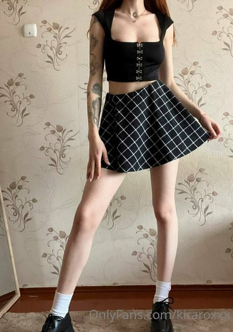 kiraroxxx art actress photos