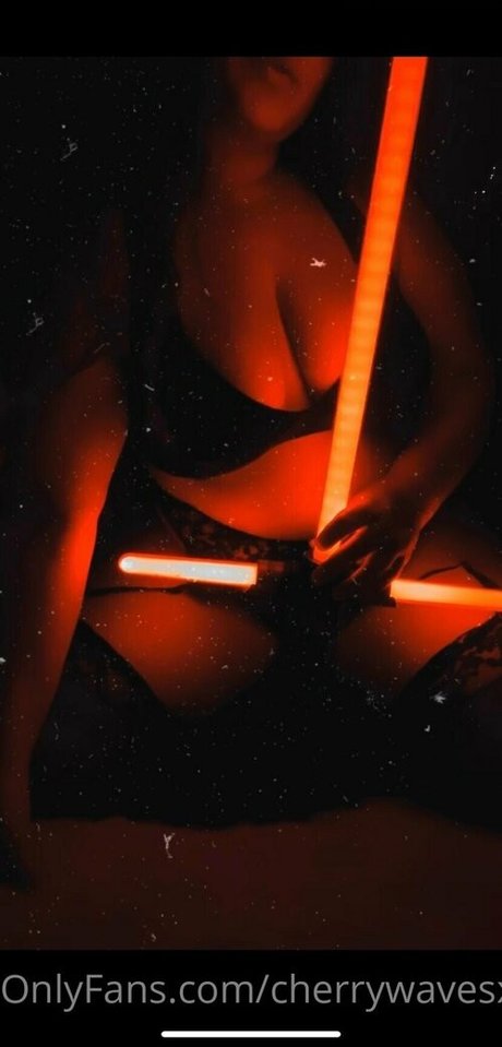 Cherrywavesxxx nudes star gallery
