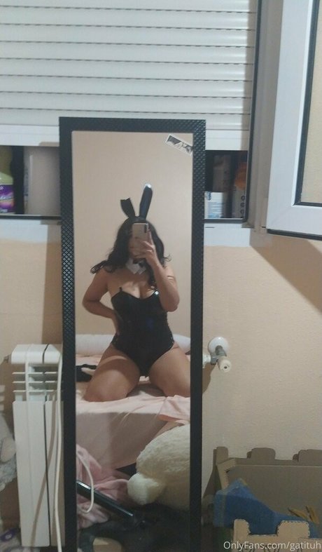 gatituh exclusive model pic