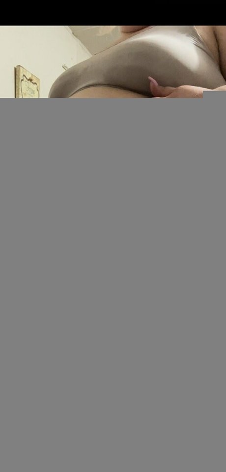 ali 893102 nude actress pictures