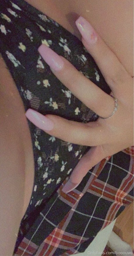 booouwu star erotic photo