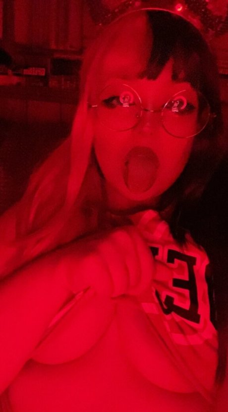 booouwu nude pornstar image