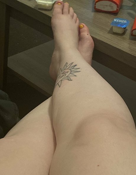 daddylittledevil1997 nude pornstar pic