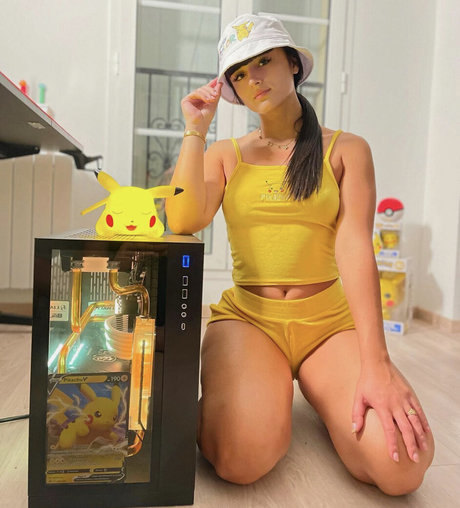 Lenna Vivas model beautiful images