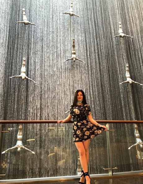 yanamulberry xxx star images