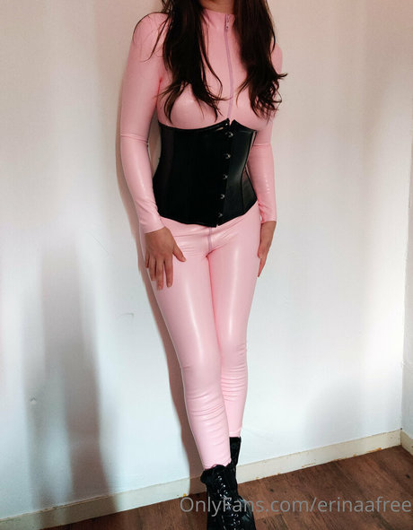 erinaafree model xxx photo