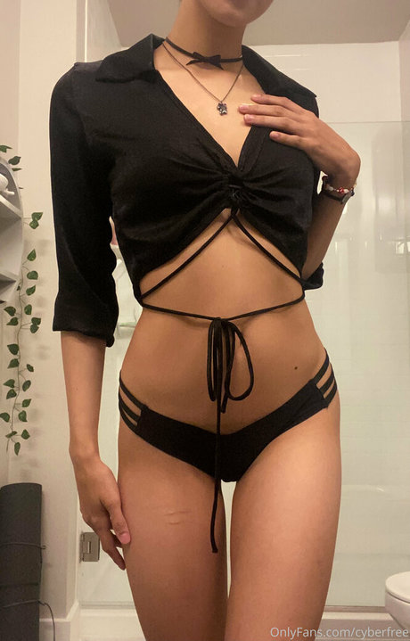 cyberfree art model pics