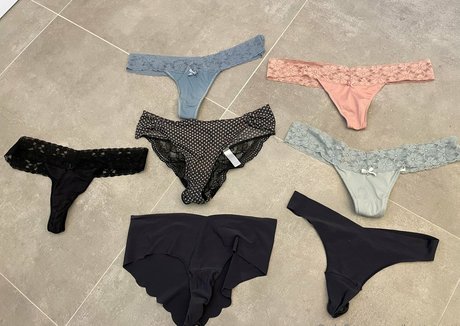 buttstrutt beautiful pornstar gallery