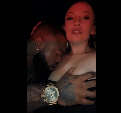 moderndaymonroee pornstar hd gallery