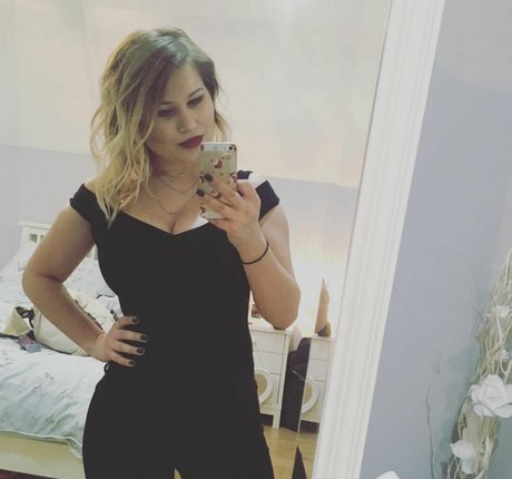 Honey And Sulphur hd star photo