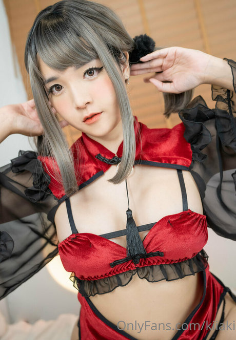 kiiaki pornographic model images