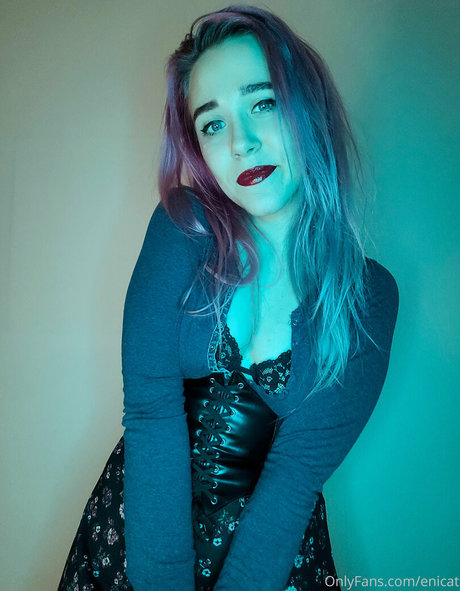 enicat adult star image