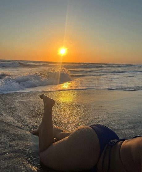 YackguZ naked star gallery