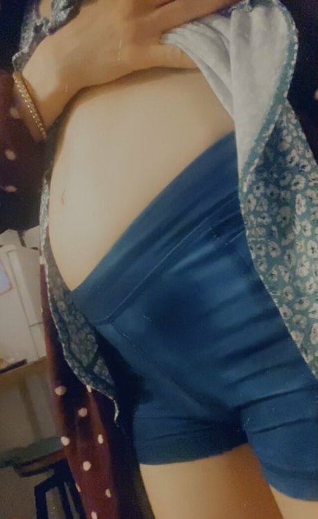 feedandbreed nudes model img