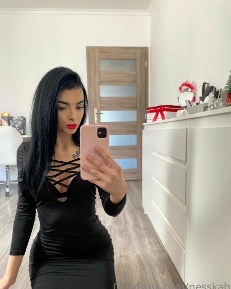 nesskab model naked image