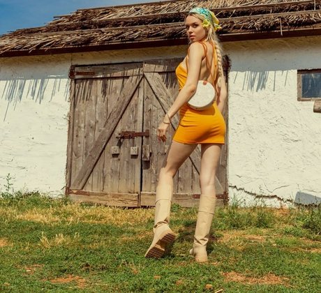 milf mom onlyfans free nude pictures