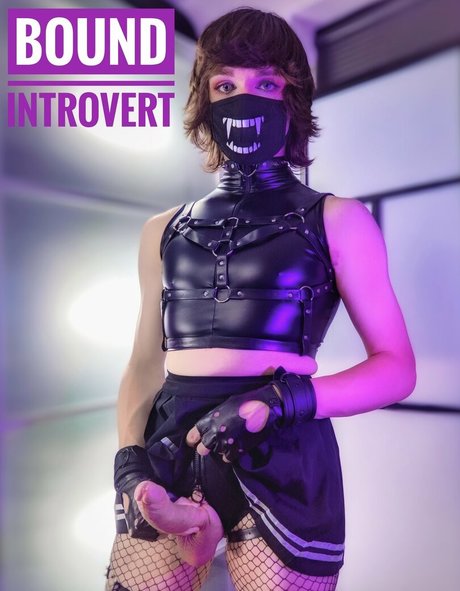 BoundIntrovert pornstar nudes pic