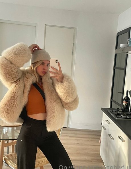 naohlyfur erotic model photos