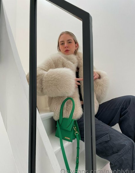 naohlyfur high quality model gallery