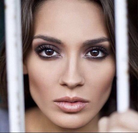 Francesca Manzini art model pics