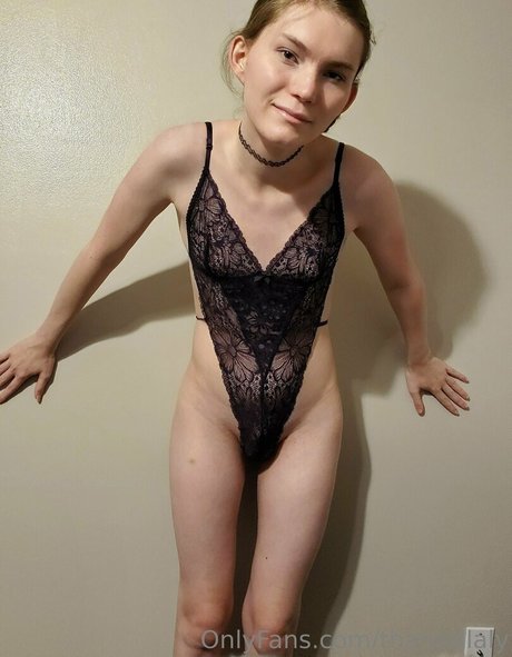 thatdollaly perfect actress images