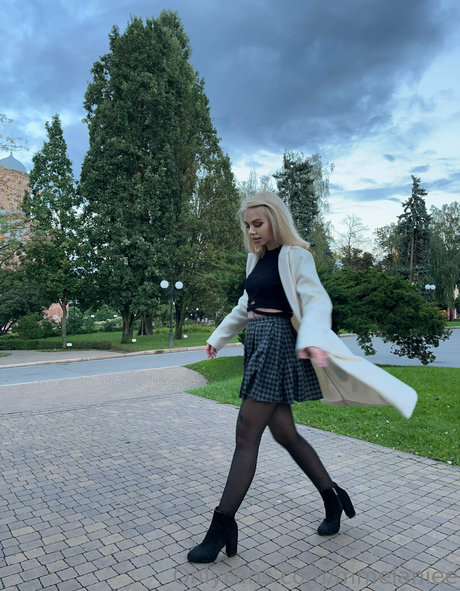 mmelaniee star naked pic