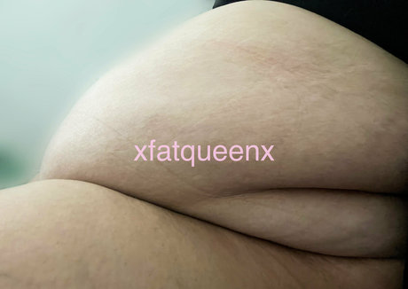 piggyclara erotic actress photos