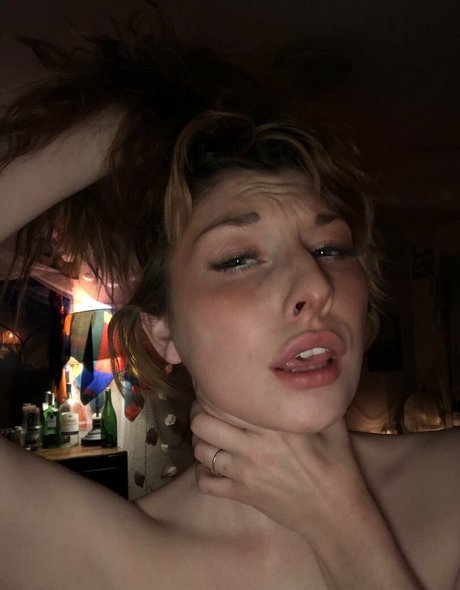 mom solo onlyfans sexy nude photo