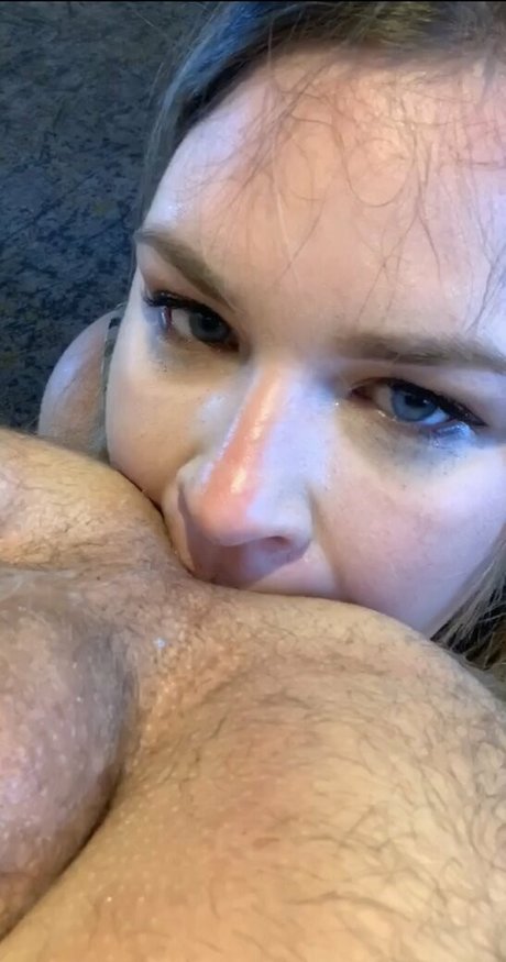 yourhippocumpus nudes model archive