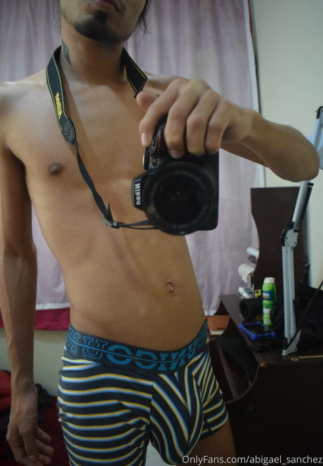 hairy ebony onlyfans nudes images