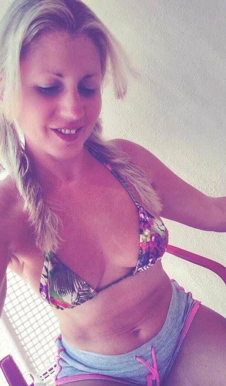 teen fingering onlyfans hot sexy pic