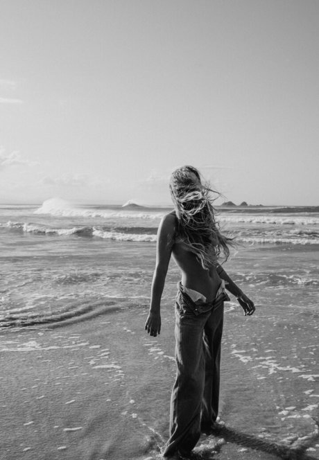 Sjana Elise Earp star sex pics