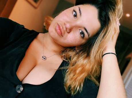 Hannah M xxx actress archive