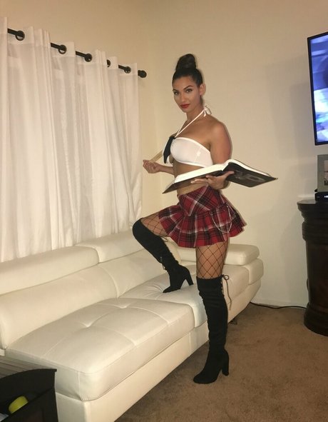 nysamoore best actress picture