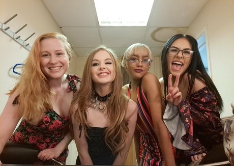 bluelah3 pornographic actress galleries