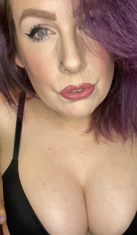 suziesuze best actress gallery