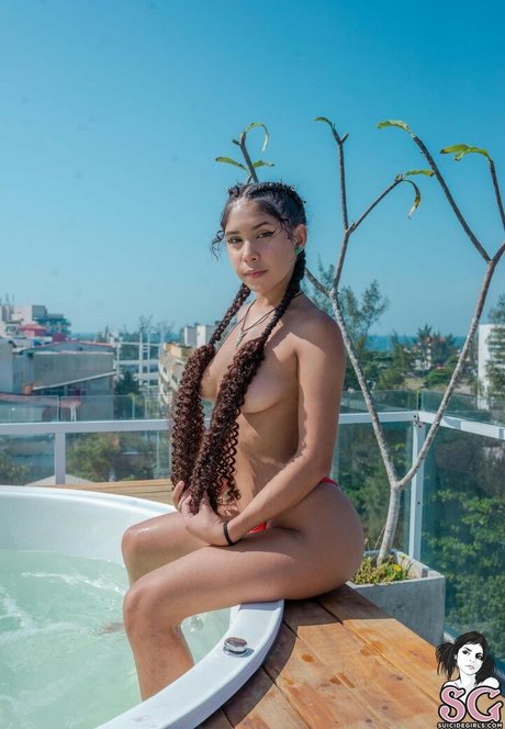 Lua Lolite pornstar erotic pictures