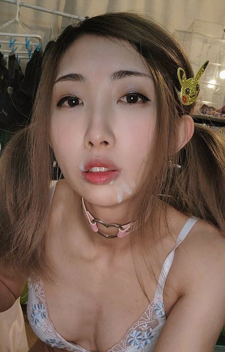 MikanCos xxx actress picture