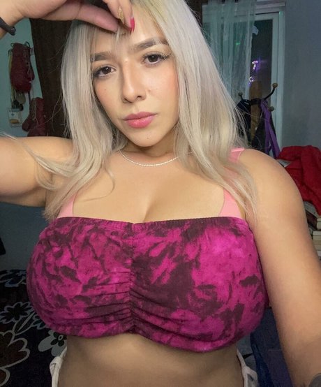 Rosy Rous star free gallery