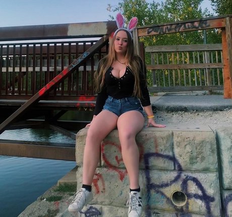 maeganrayy model xxx galleries