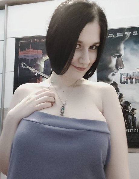 Rextasywrites adult star photo