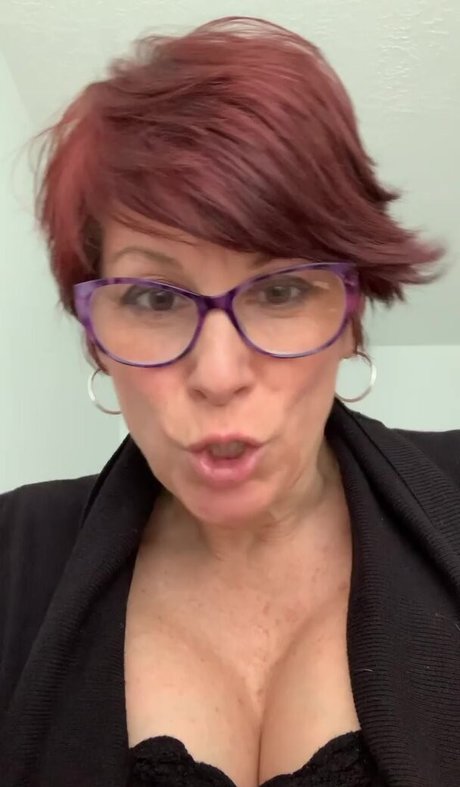 Luna Mons free star img