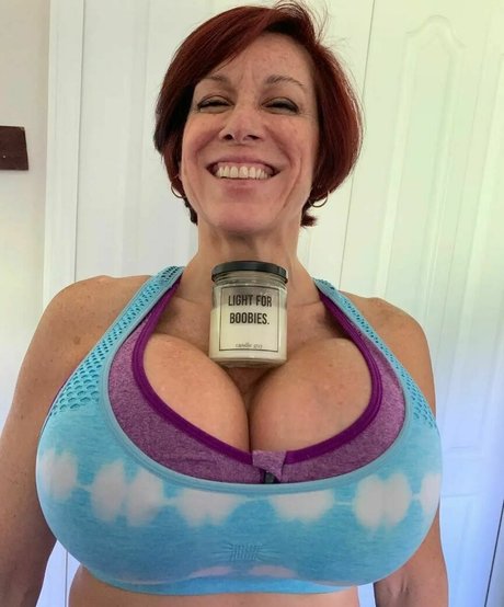 Luna Mons high quality actress images