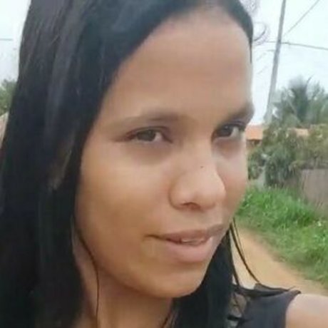 Kelly Muniz high quality model pic