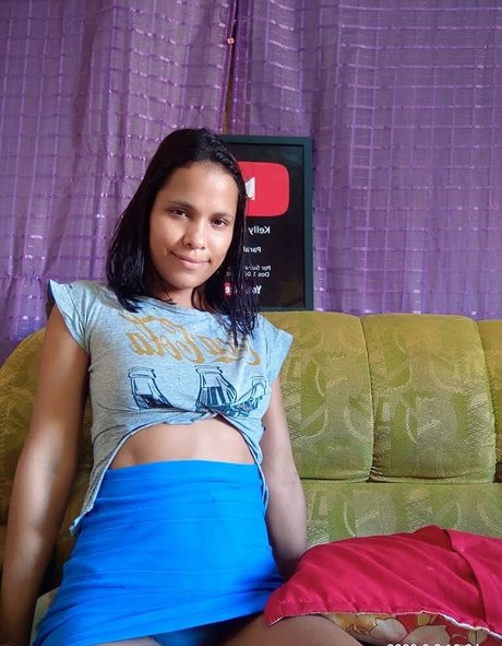 Kelly Muniz star high quality pictures